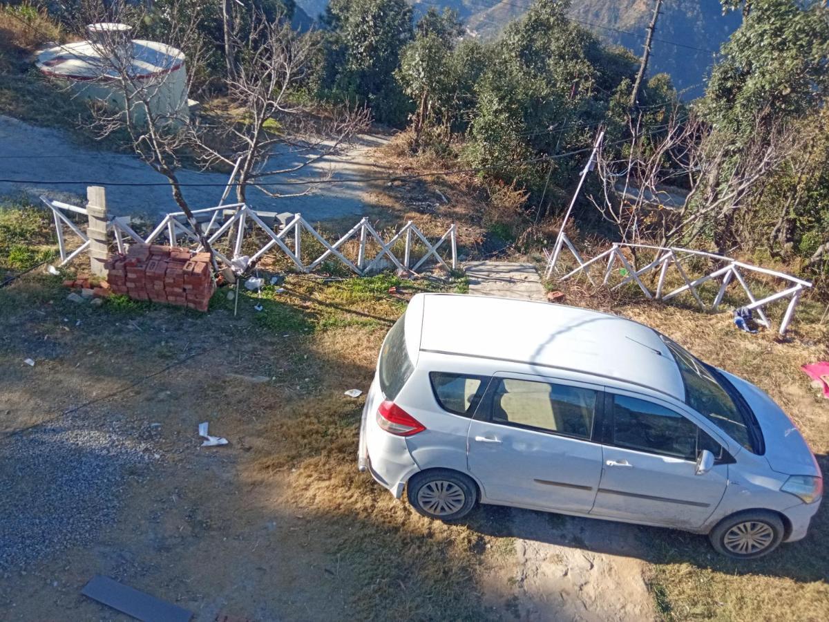 In Apple Estate Kanatal - Himalayan View Resort With Courteous Staff Екстериор снимка