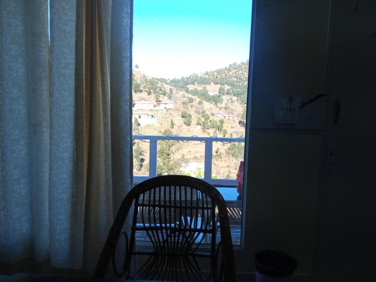 In Apple Estate Kanatal - Himalayan View Resort With Courteous Staff Екстериор снимка