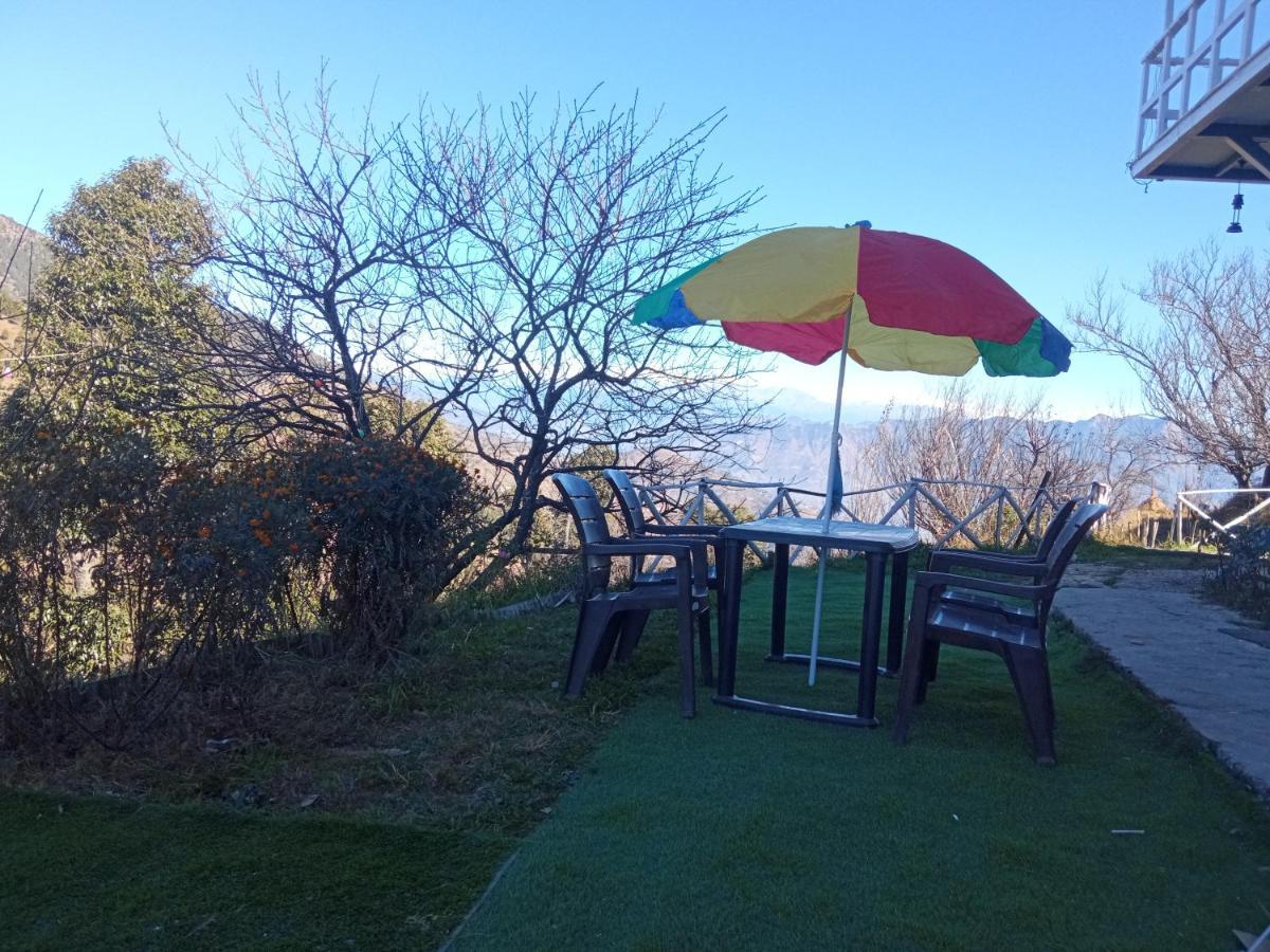 In Apple Estate Kanatal - Himalayan View Resort With Courteous Staff Екстериор снимка